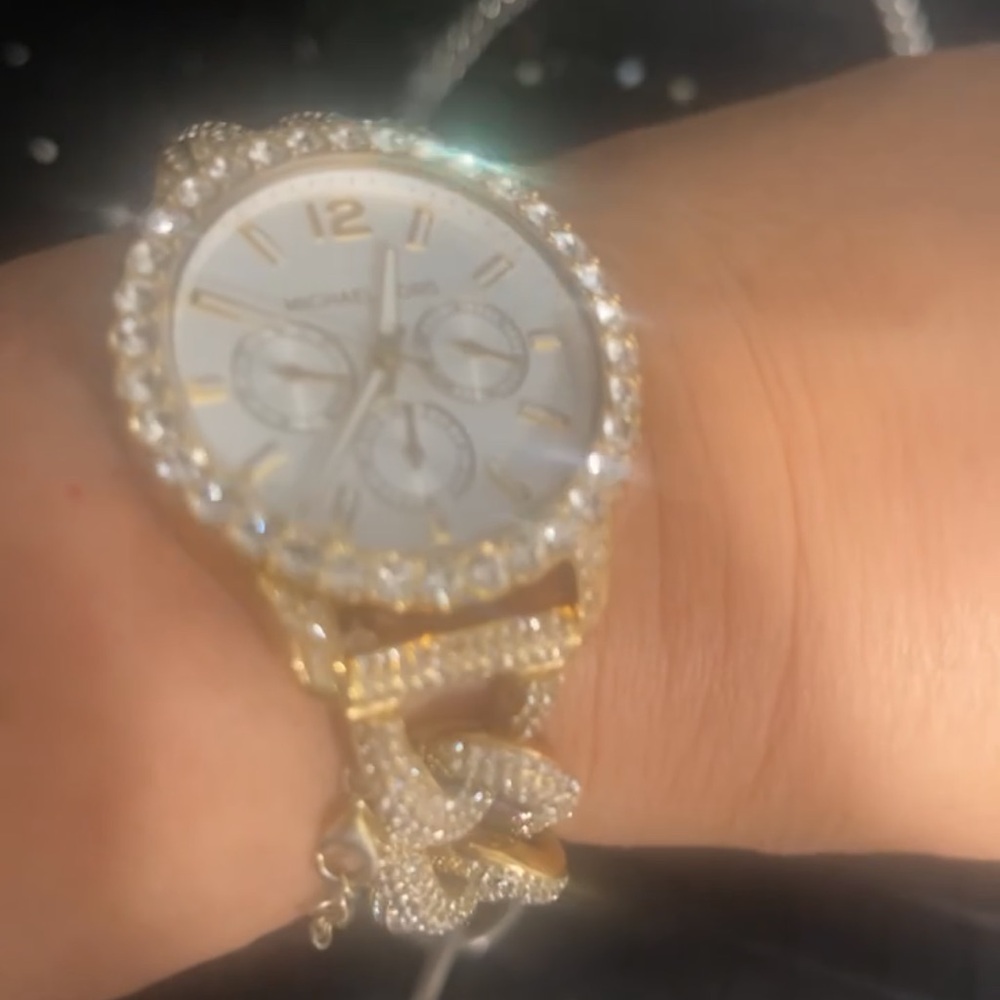 Michael Kors Gold Bracelet Watch - Picture 9 of 11